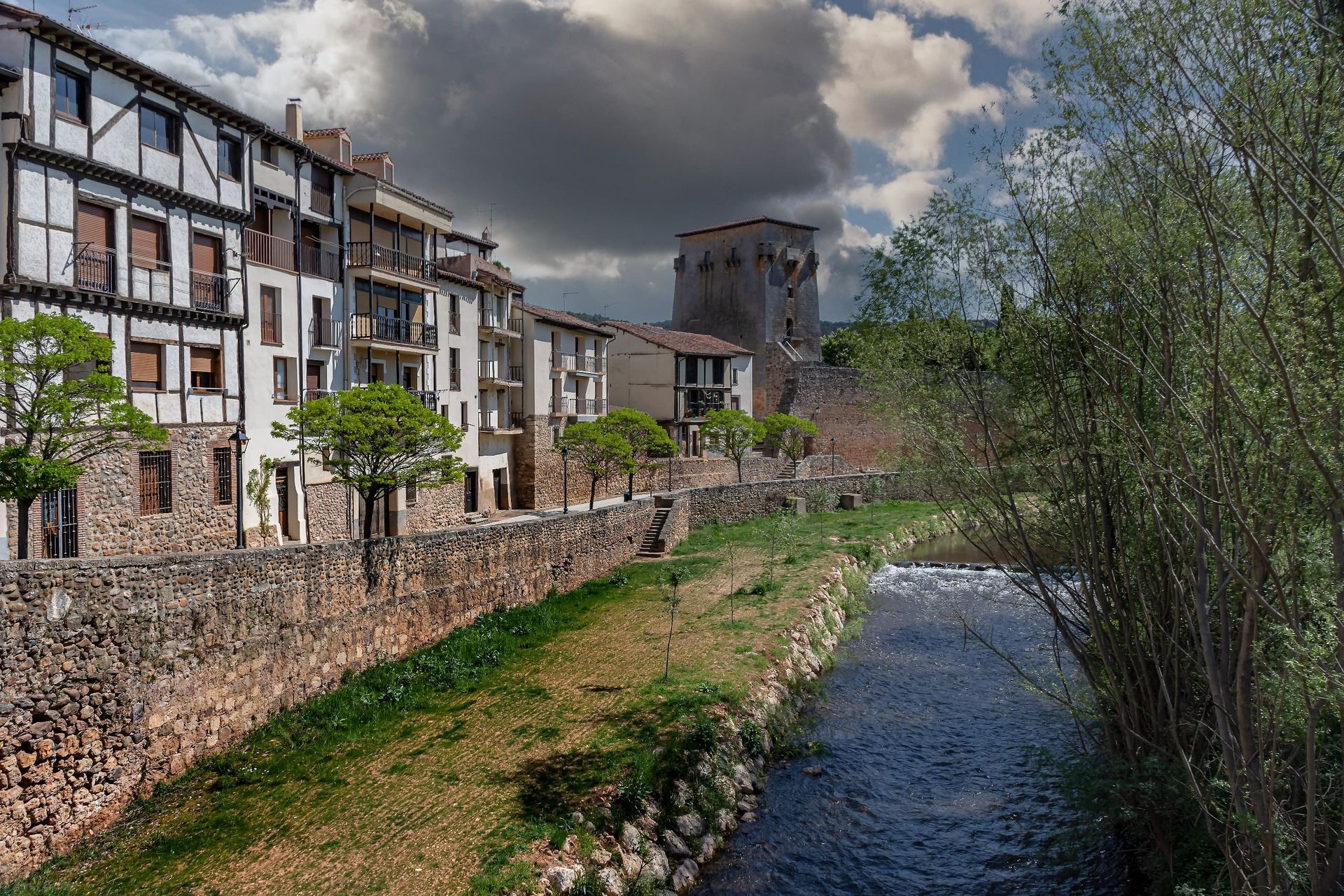 Río Arlanza en Covarrubias