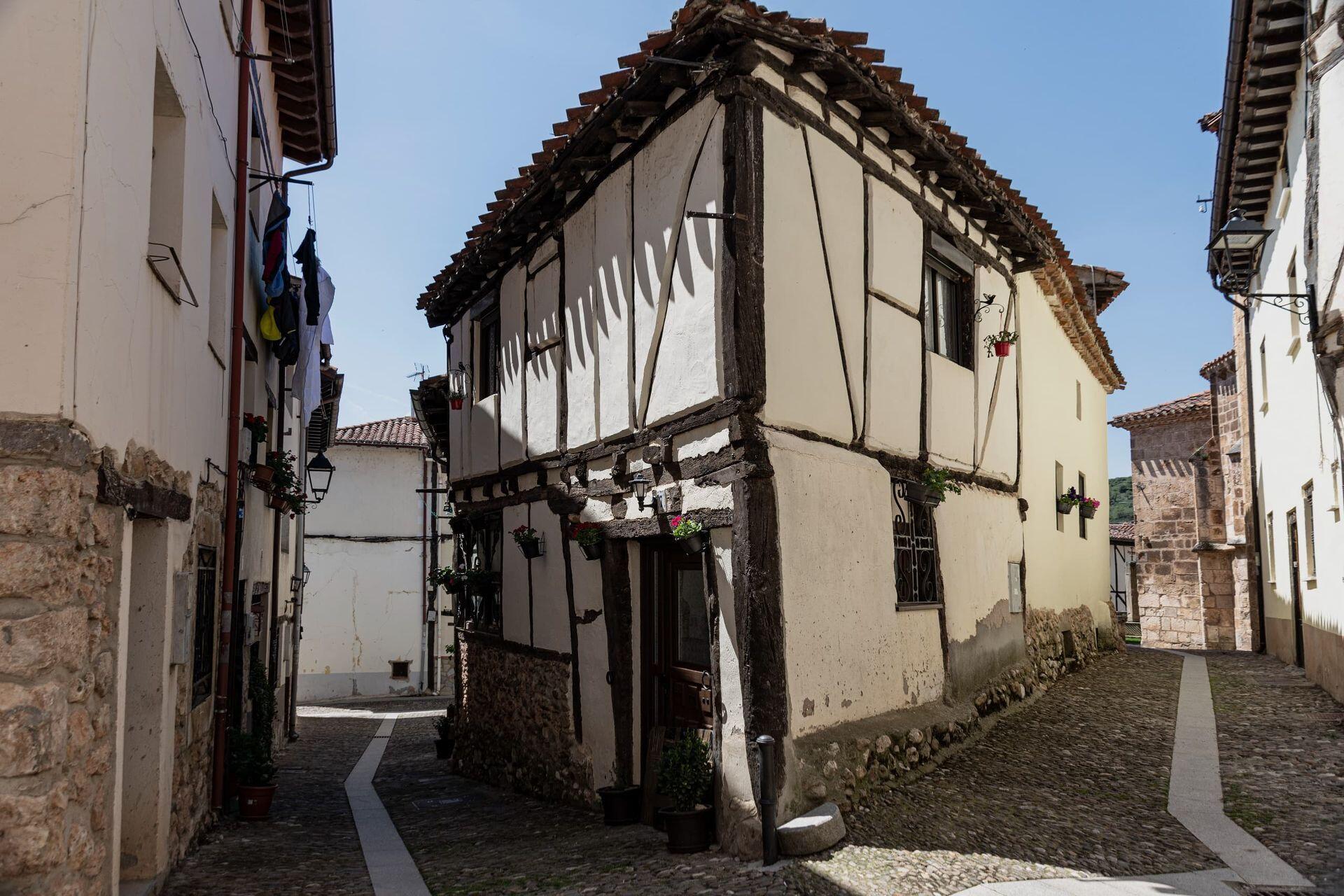 Fachadas de Covarrubias