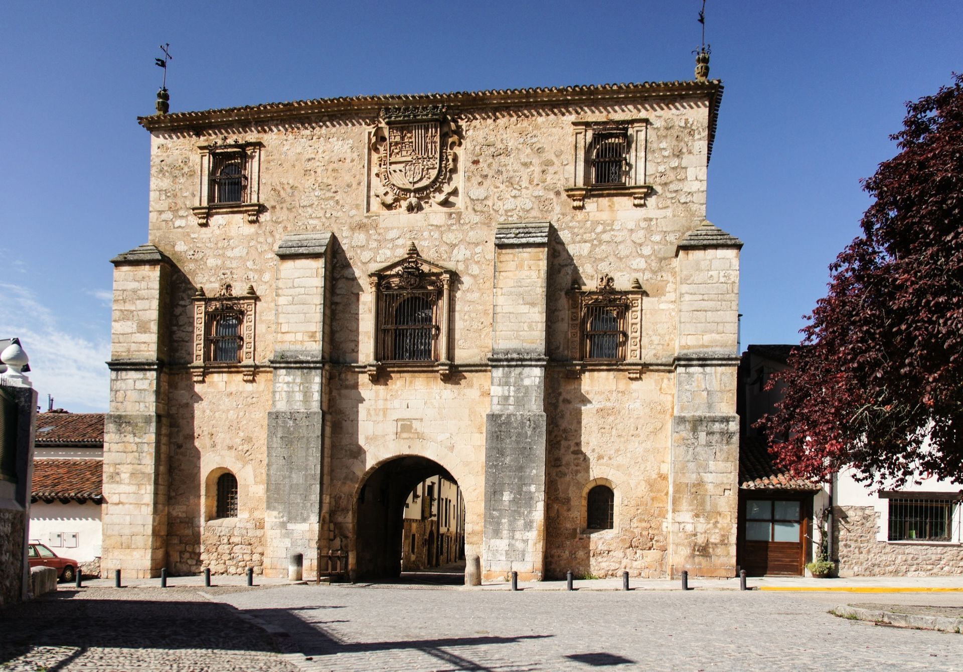Archivo del Adelantamiento de Castilla y MUSEO DEL LIBRO
